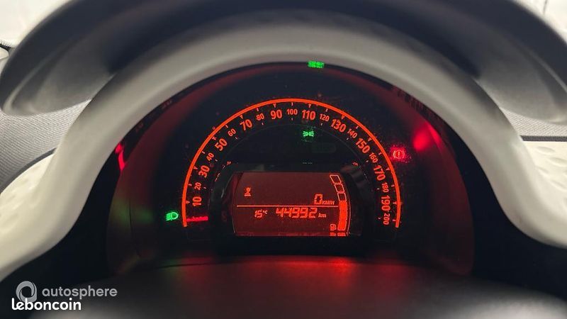 Renault Twingo 1.0 SCe 65ch Equilibre (image 10)
