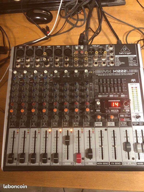 Table Behringer 1222 USB (image 2)