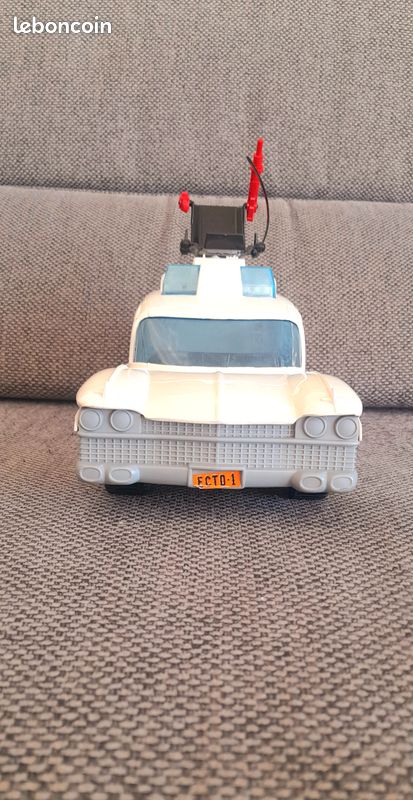 Early Kenner Real Ghostbusters Ecto-1 concept designs depict a much different toy! - Ghostbusters News