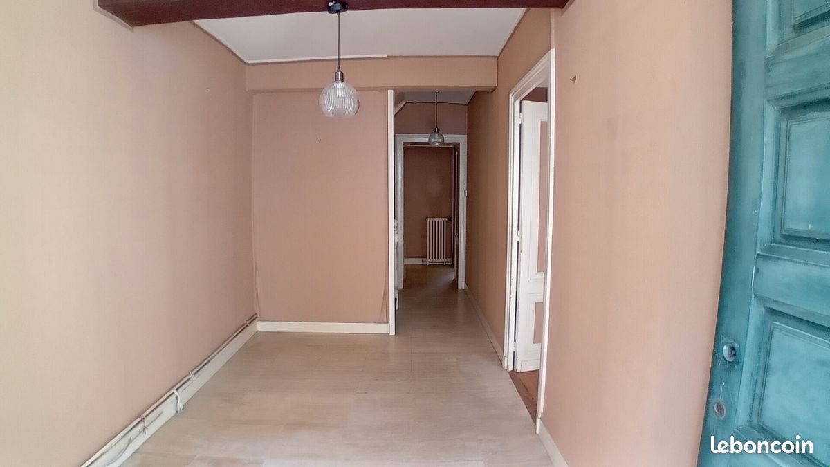 Maison 6 pièces 94 m² · à Blaye · 94 m² · 113 000 €