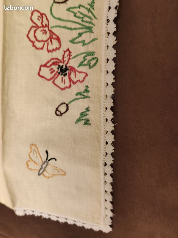 Une pochette serviette en coton jaune que l'on peut personnaliser (image 1)
