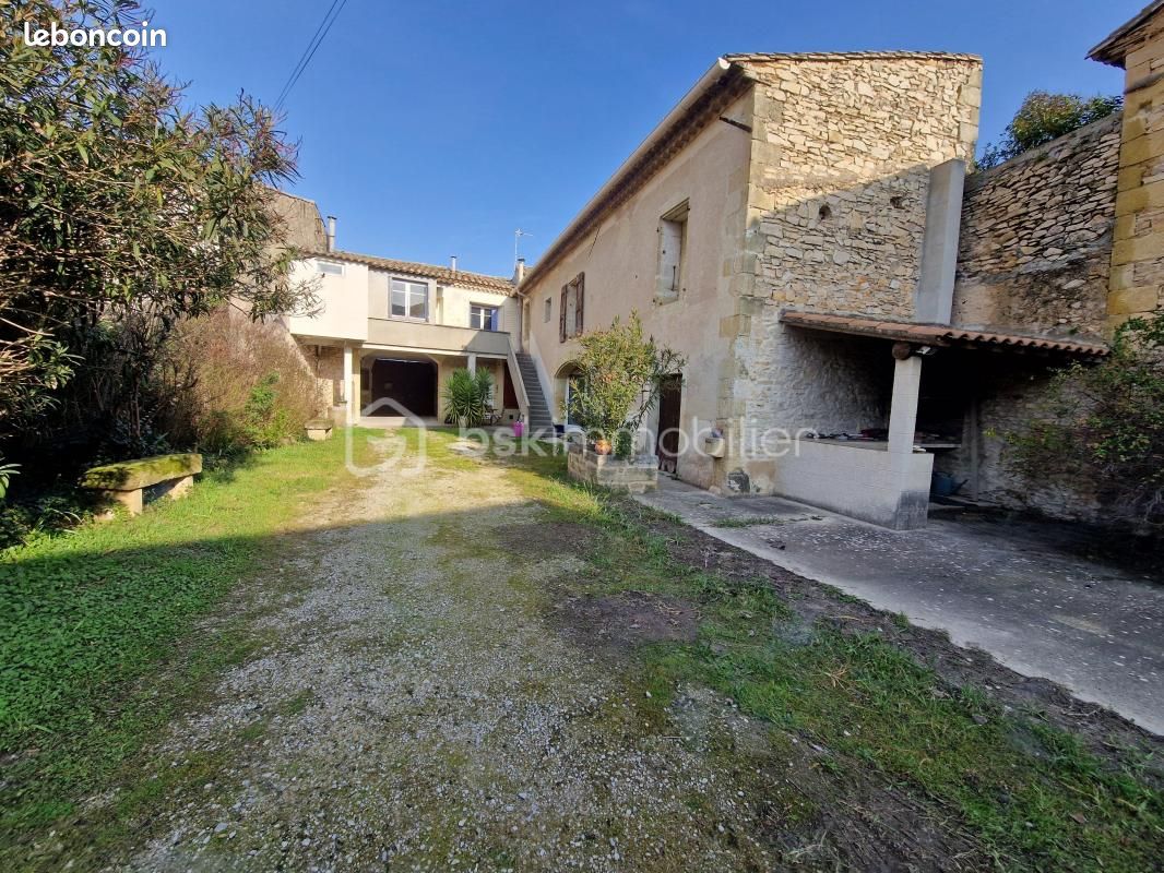 Maison 15 pièces 336 m² · à Uchaud · 336 m² · 550 000 €