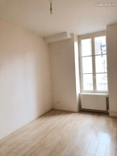 Appartement 2 pièces 44 m² · à Lons-le-Saunier · 44 m² · 450 €