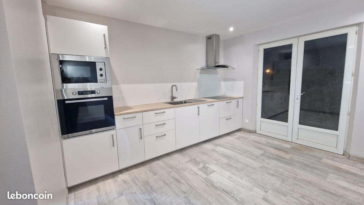 Maison 4 pièces 80 m² · à Saint-Quentin · 80 m² · 850 €
