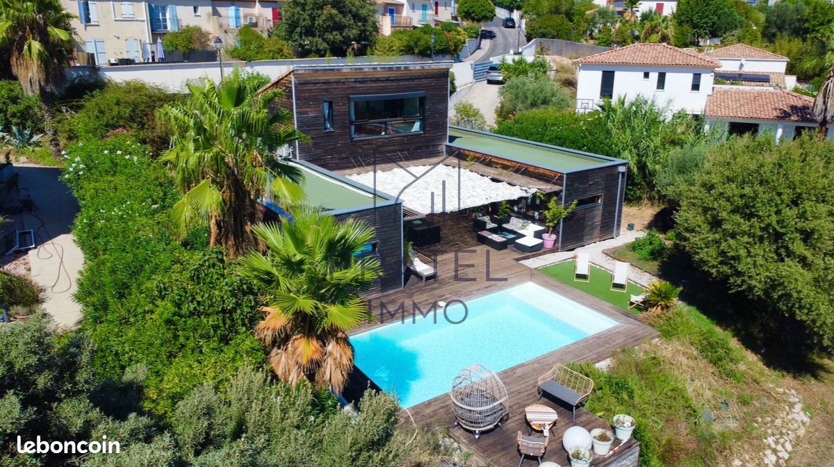 Maison 6 pièces 164 m² · à Juvignac · 164 m² · 724 000 €