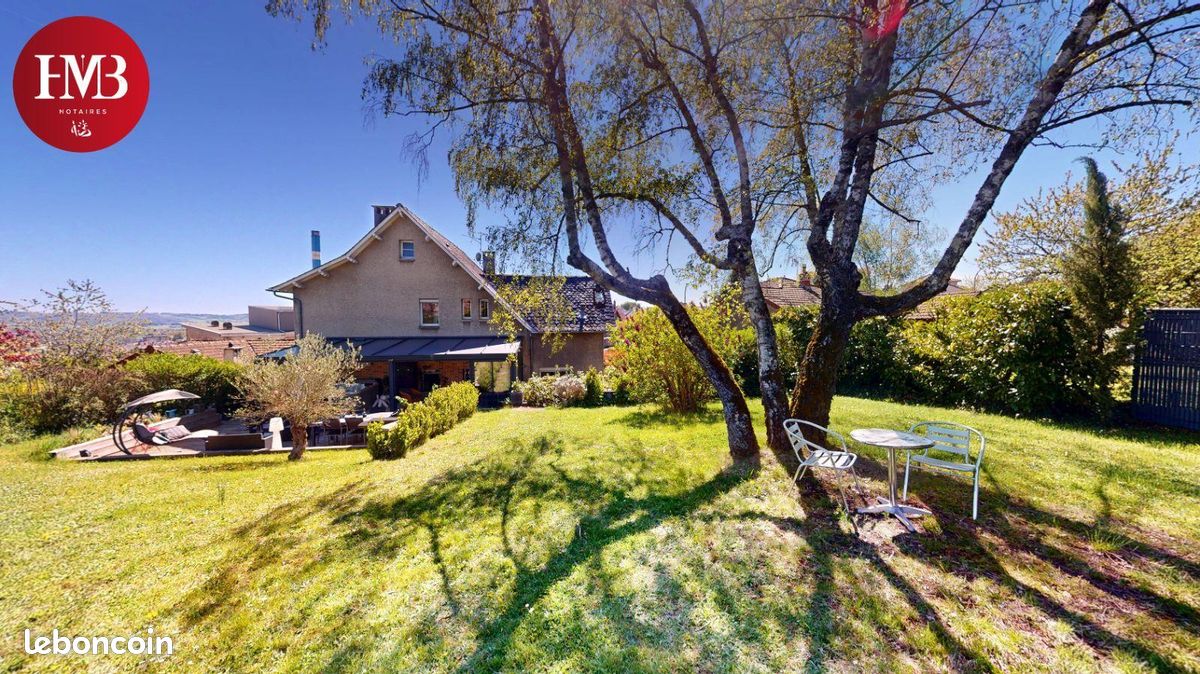 Maison 6 pièces 210 m² · à Aurillac · 210 m² · 499 000 €