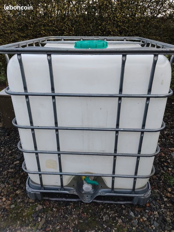Réserve eau 1000l (image 1)