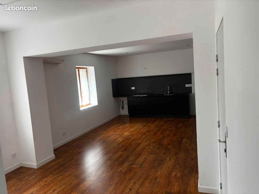 Appartement 3 pièces 62 m² · à Bollène · 62 m² · 630 €