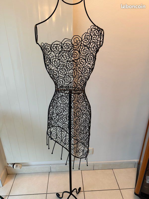 Mannequin art deco (image 1)