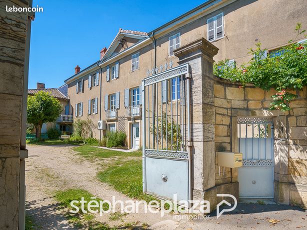 Appartement 4 pièces 77 m²