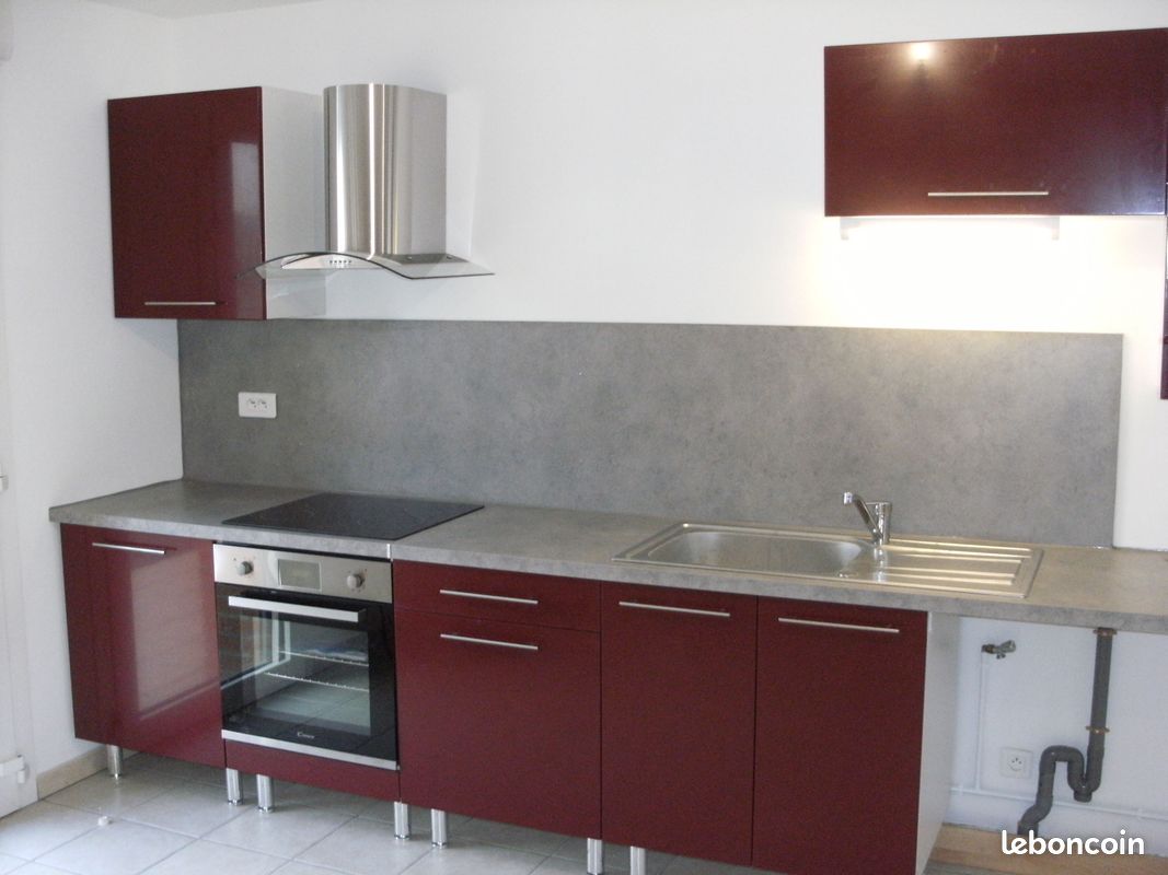 Appartement 4 pièces 90 m² · à Plouvain · 90 m² · 920 €