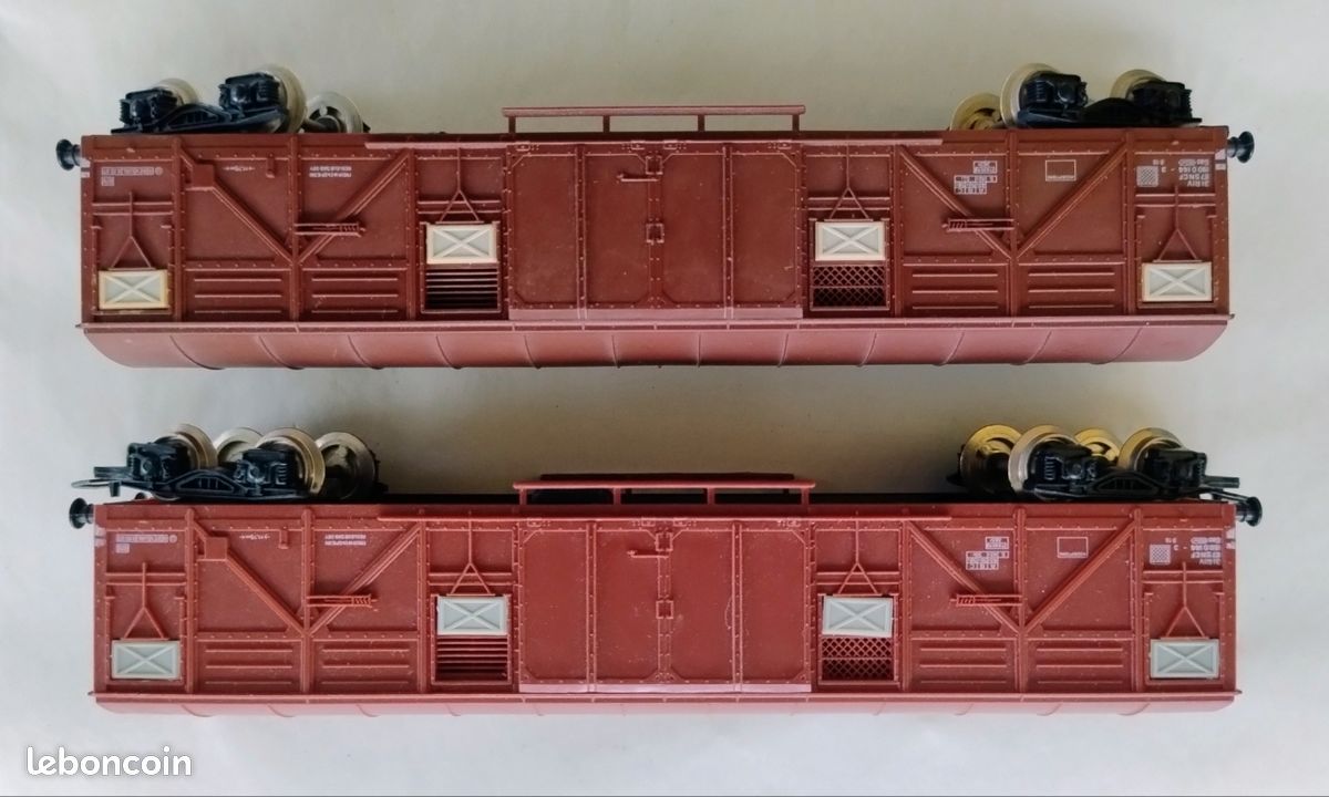 4 wagons couverts à bogies SNCF G80, JOUEF, HO - Modélisme