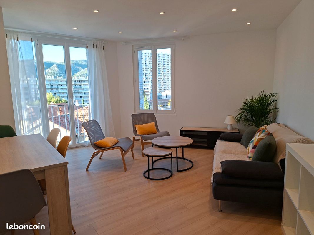 Appartement 4 pièces 64 m² · à Toulon · 64 m² · 1 330 €/mois