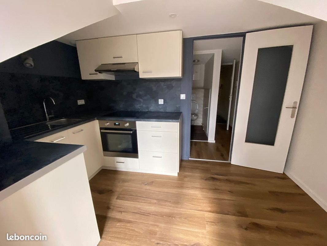 Appartement a louer lons-le-saunier - 2 pièce(s) - 39 m2 - Surfyn