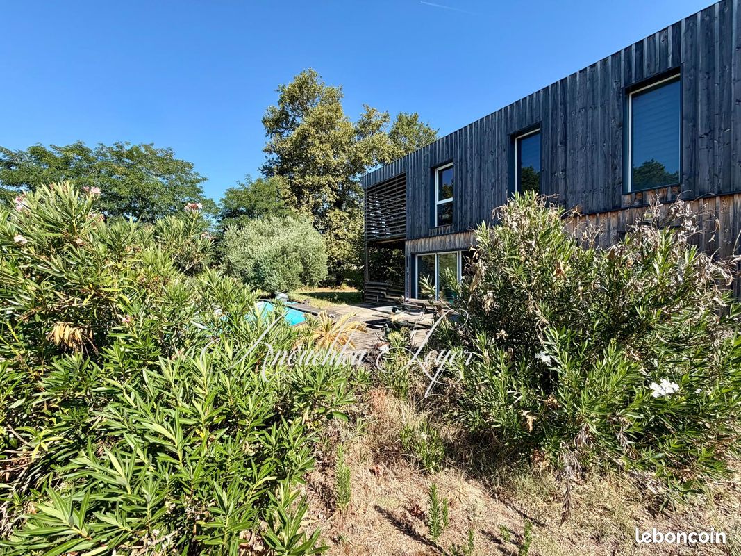 Maison 5 pièces 154 m² · à Roaillan · 154 m² · 360 000 €
