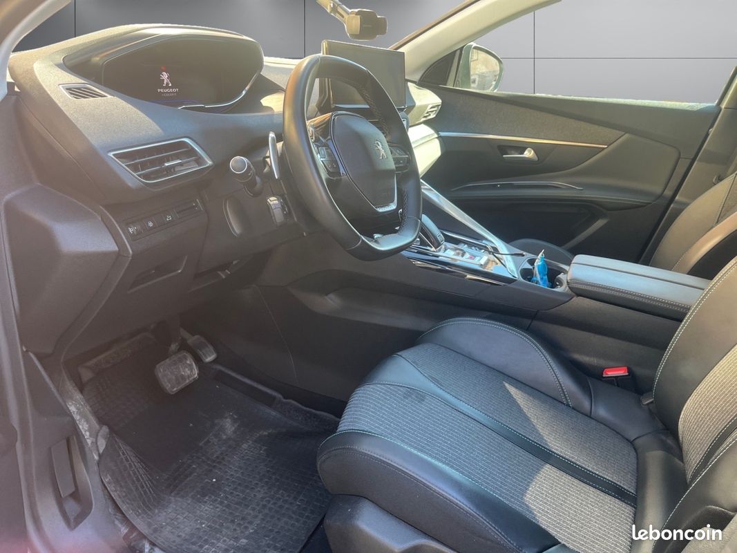 PEUGEOT 3008 Puretech 130ch SS EAT8 Allure (image 10)