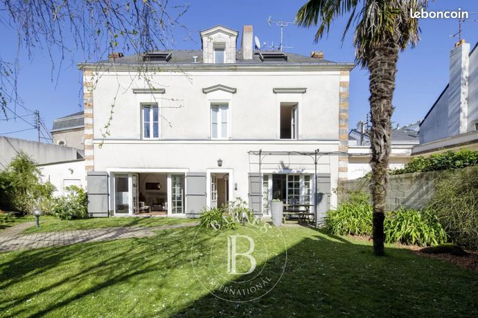 Maison 7 pièces 144 m² — 1