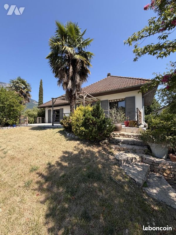 Maison 6 pièces 230 m² · à Claix · 230 m² · 675 000 €
