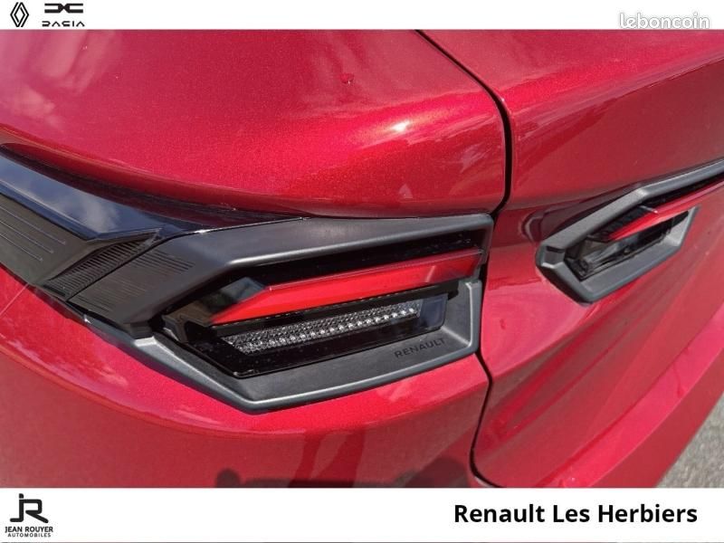 Renault Clio 1.8 E-Tech 160ch full hybrid Techno (image 27)