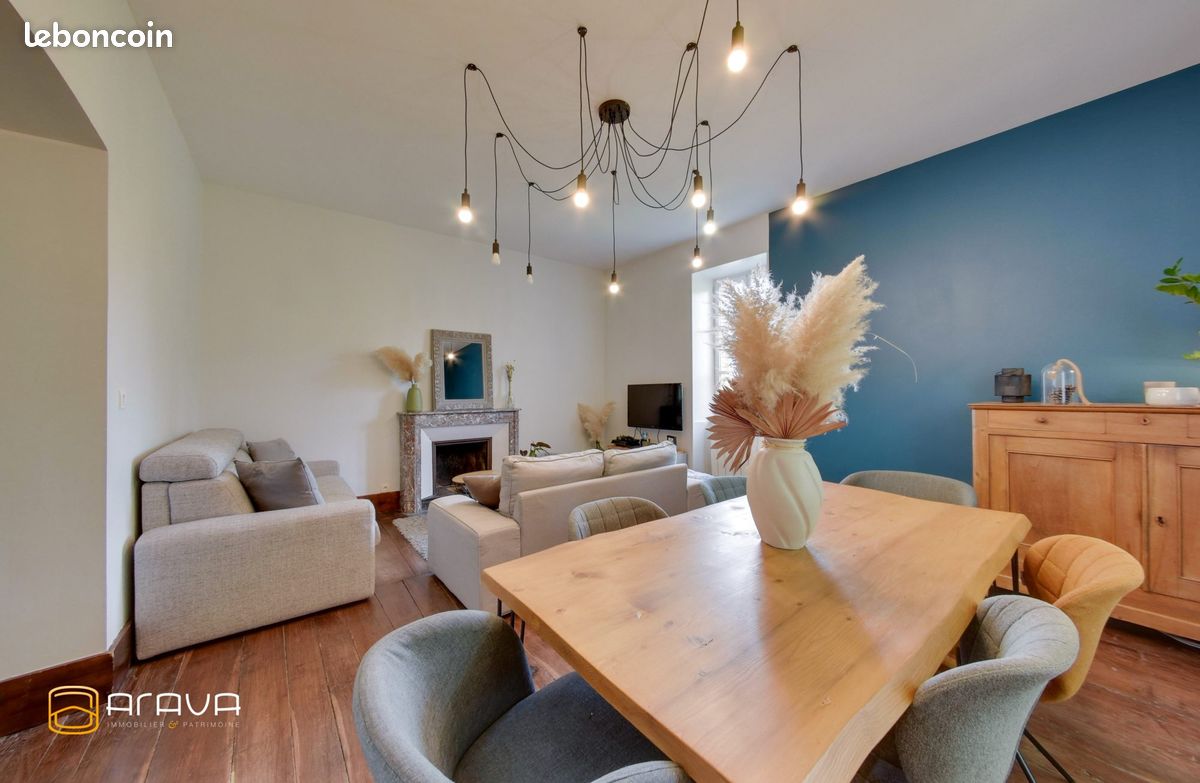 Appartement 3 pièces 99 m² · à Saint-Étienne-de-Crossey · 99 m² · 220 000 €