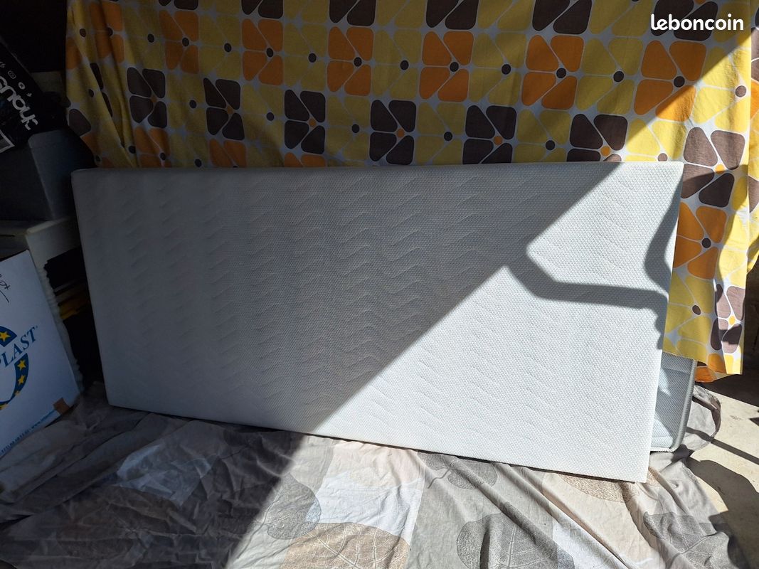 A vendre matelas et sommier dimensions (90) (image 2)