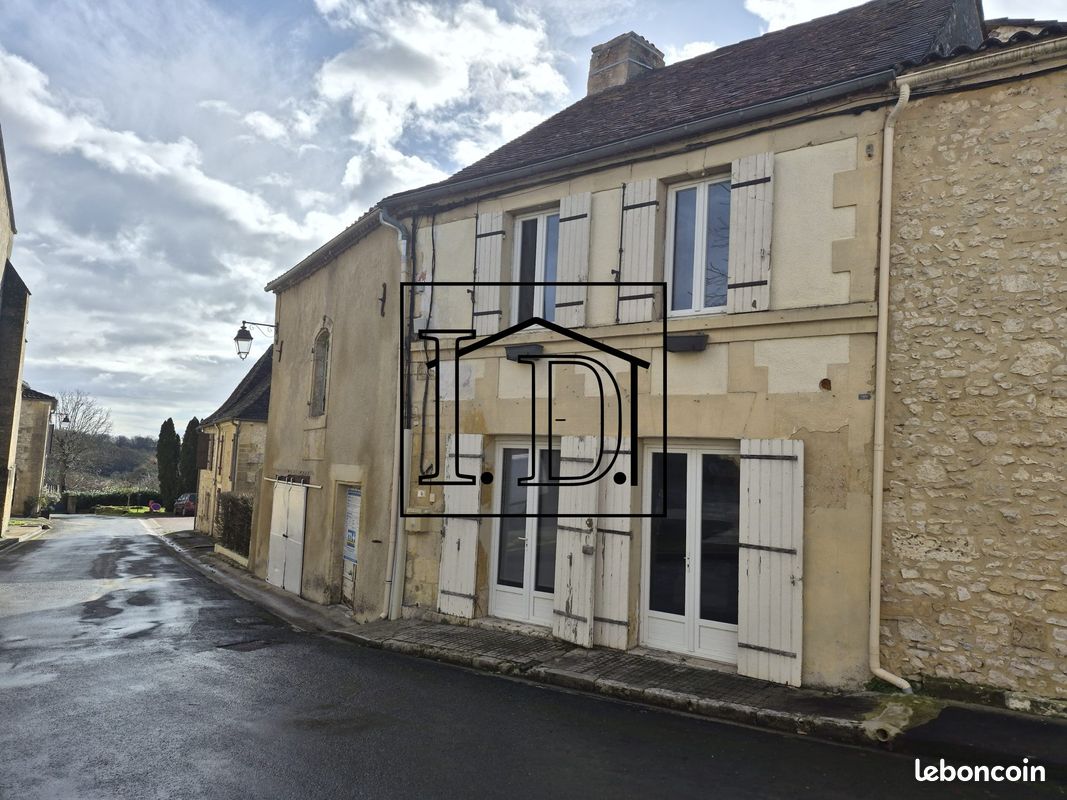 Maison 5 pièces 105 m² · à Faux-en-Périgord · 105 m² · 152 250 €