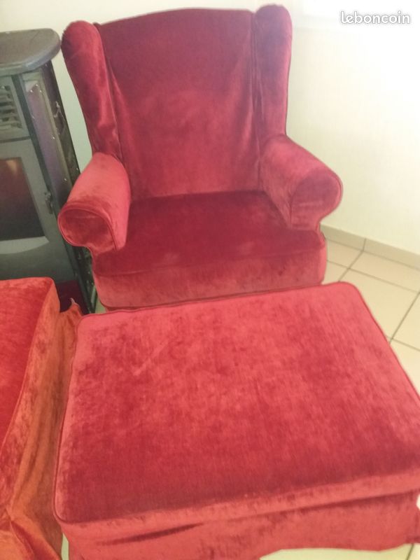 Fauteuil de détente velours bordeaux 2 poufs assortis (image 2)