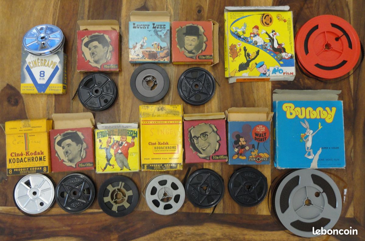 Lot De Bobines De Films Super 8 Et Bandes Magnétiques – Marques Posso, Philips, Radiola, Agfa