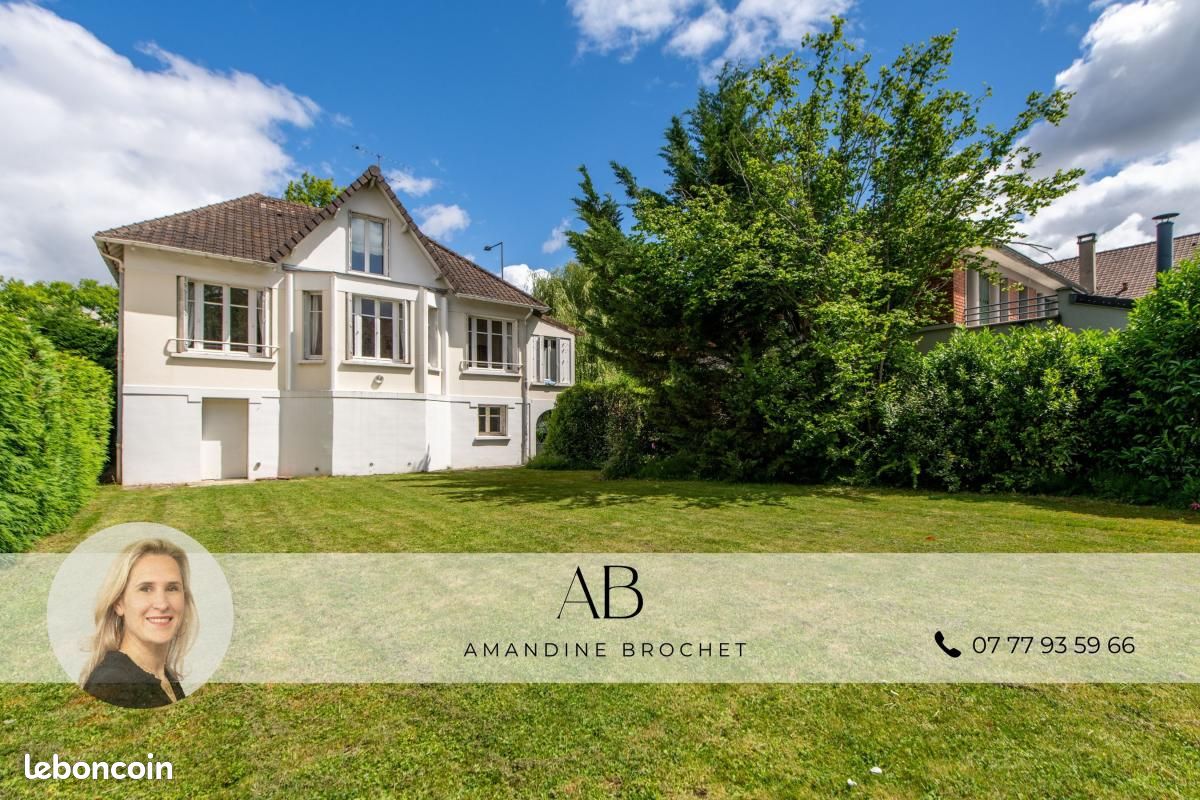 Maison 6 pièces 195 m² · à Marnes-la-Coquette · 195 m² · 929 000 €