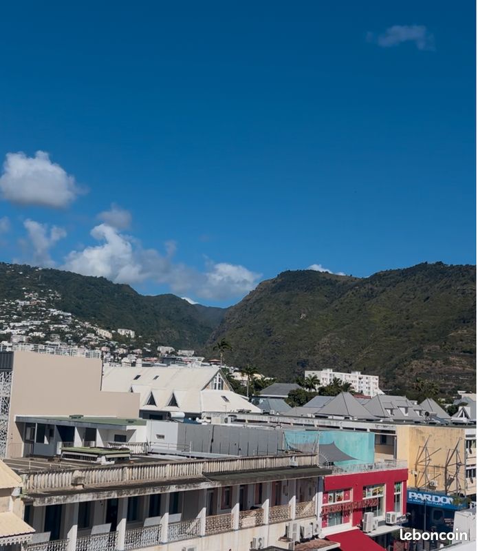 Parking 4 pièces 98 m² · à Saint-Denis · 98 m² · 410 000 €