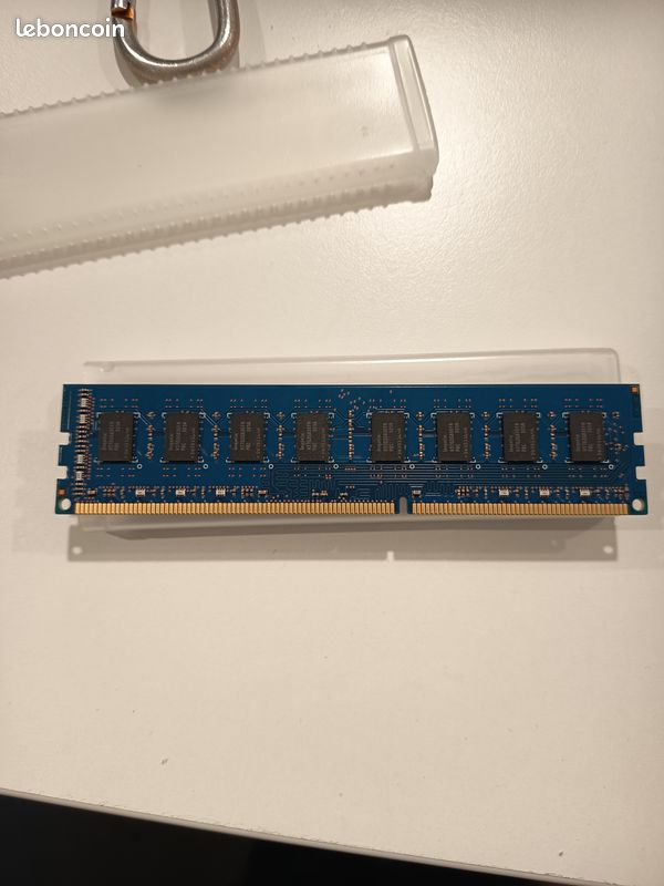 Lot de 26 barrettes RAM 4 Go DDR3 HP 1600 MHz DIMM (image 1)