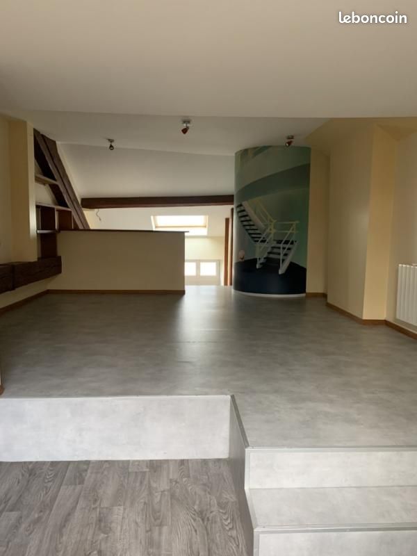 Appartement 2 pièces 53 m² · à Chaumont · 53 m² · 380 €