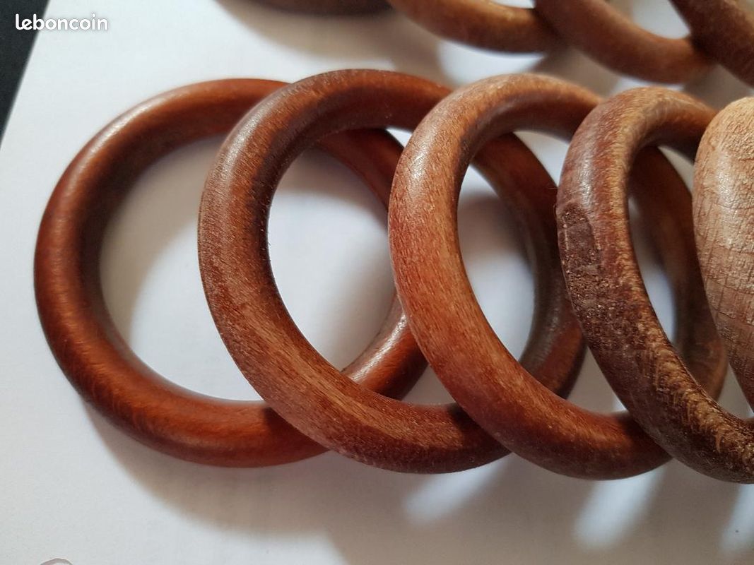 19 anneaux bois chêne clair pour tringle sans les crochets (image 1)