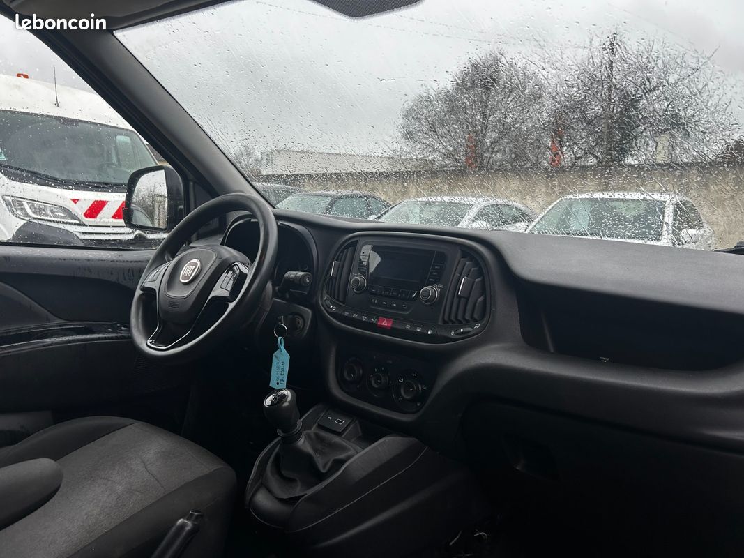 FIAT DOBLO CARGO FT 1.4 GNV TJET 120 cv PACK PROFESSIONAL 5 408 HT (image 4)