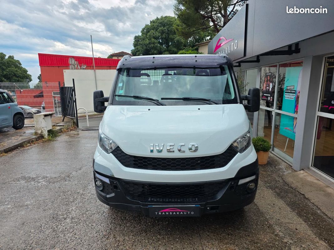 IVECO DAILY VI 35c15 POLYBENNE AMPLIROLL 146ch / TVA Récupérable / Factures entretien / Avec Benne / Climatisation / Régulateur (image 8)