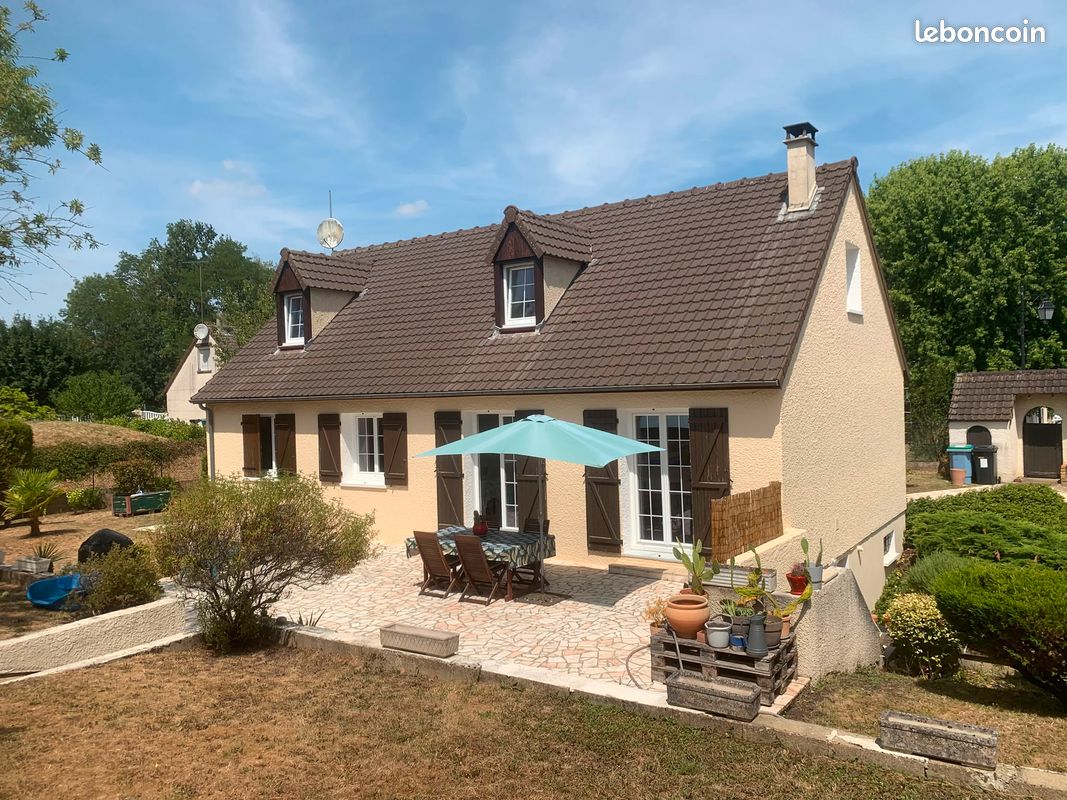 Maison 6 pièces 139 m² · à Auneau-Bleury-Saint-Symphorien · 139 m² · 347 500 €