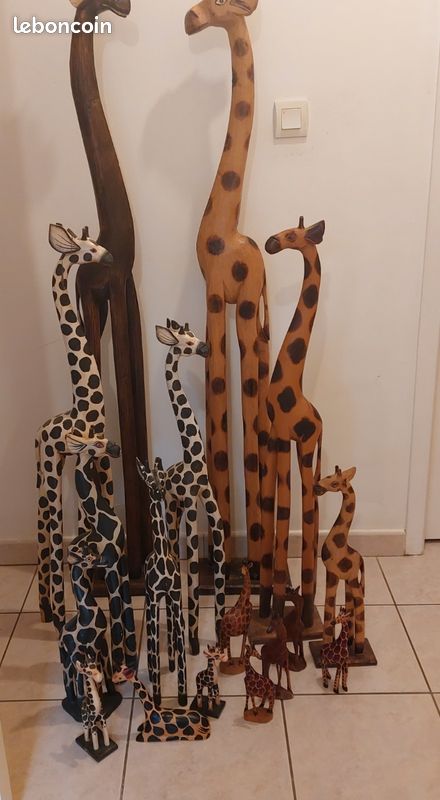 Lot de 17 girafe en bois (image 1)