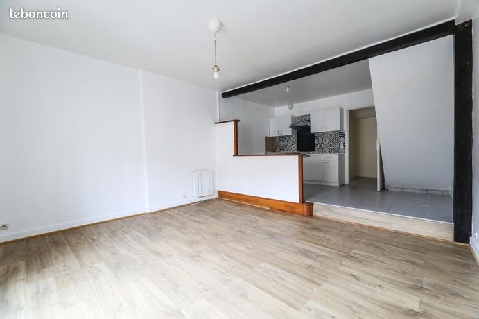 Studio 1 pièce 32 m²