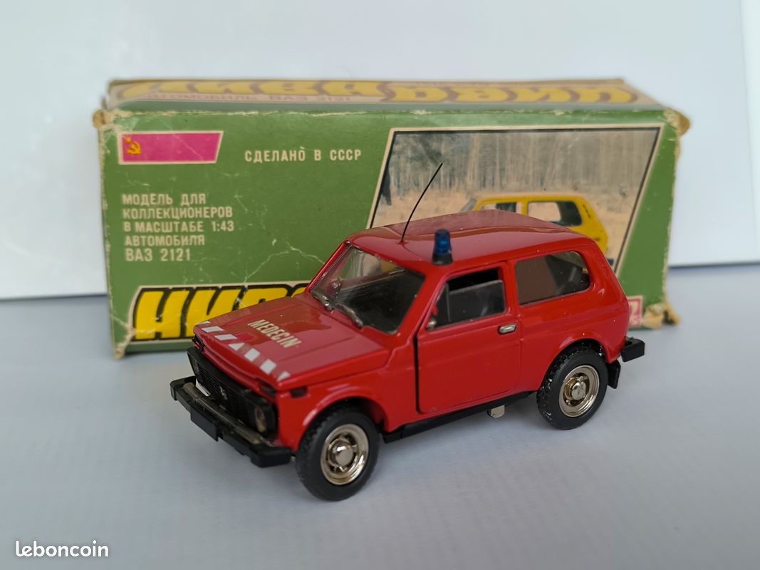 1/43 LADA 2121 Niva Remorque SKIF .M Fabriqué Russie 1982