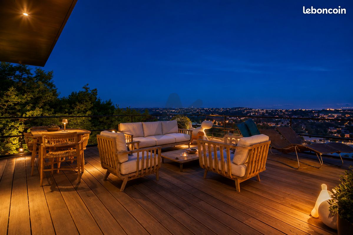 Maison 6 pièces 225 m² · à Couzon-au-Mont-d'Or · 225 m² · 1 640 000 €