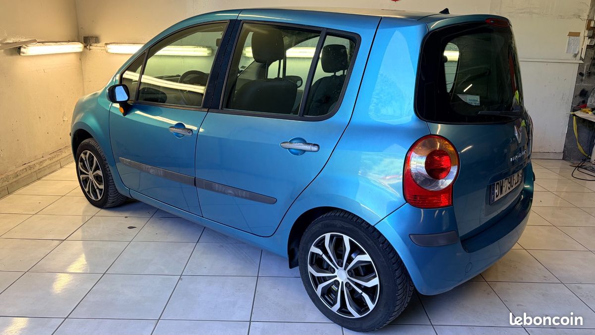 Renault Modus 1.5 dCi 68 cv Pack) Clim Dynamique (image 3)