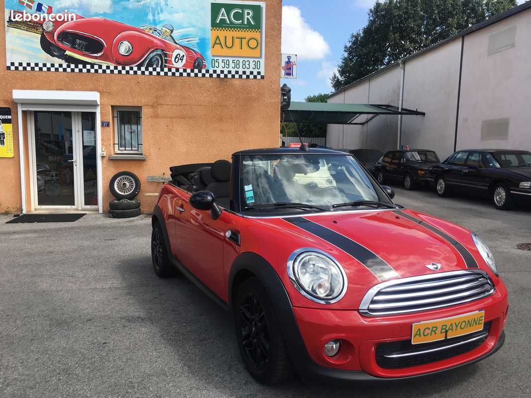 Mini cabriolet ii (2) cabriolet 1.6 112 cooper d pack red hot chili ii (image 2)