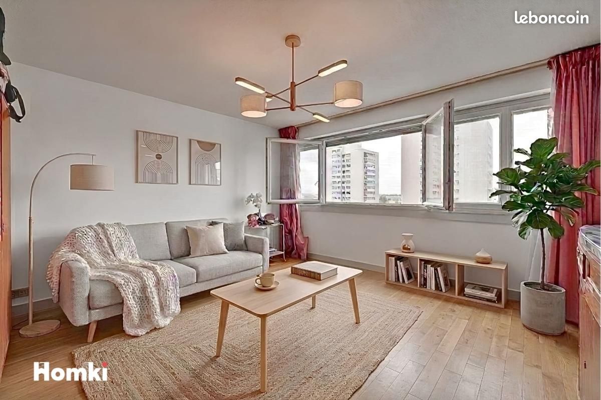 Appartement 4 pièces 82 m² · à Rosny-sous-Bois · 82 m² · 240 000 €