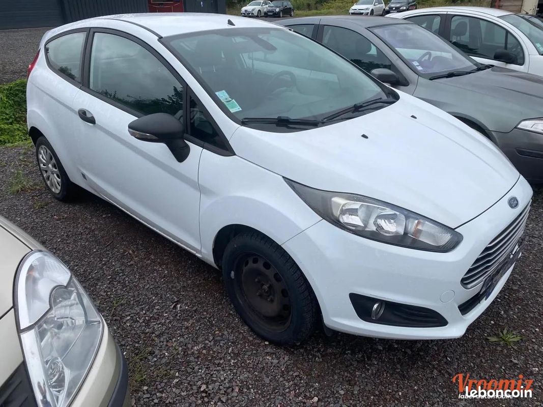 Ford Fiesta AFFAIRES 1.5 TDCI 75 AMBIENTE (image 2)