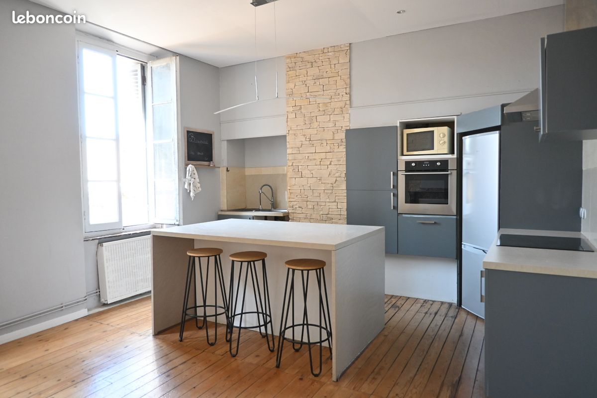Appartement 4 pièces 124 m² · à Carcassonne · 124 m² · 800 €/mois