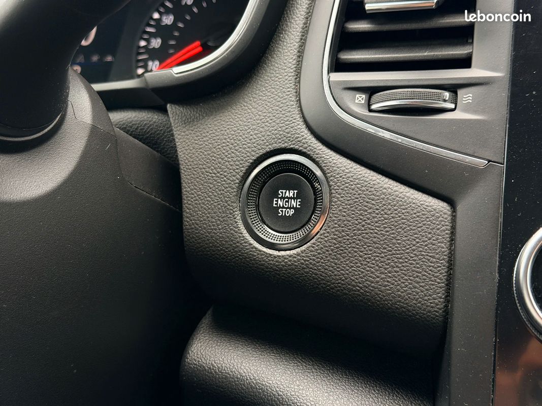 Renault MEGANE IV 1,5 DCI / SUIVIE ET ENTRETENUE / (image 18)