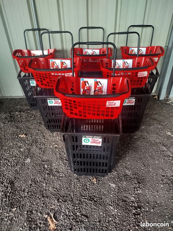 Panier à roulette en plastique (image 1)