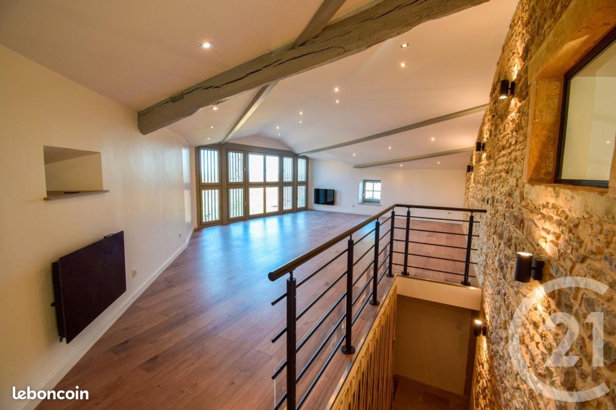 Maison 6 pièces 137 m² · à Theizé · 137 m² · 385 000 €