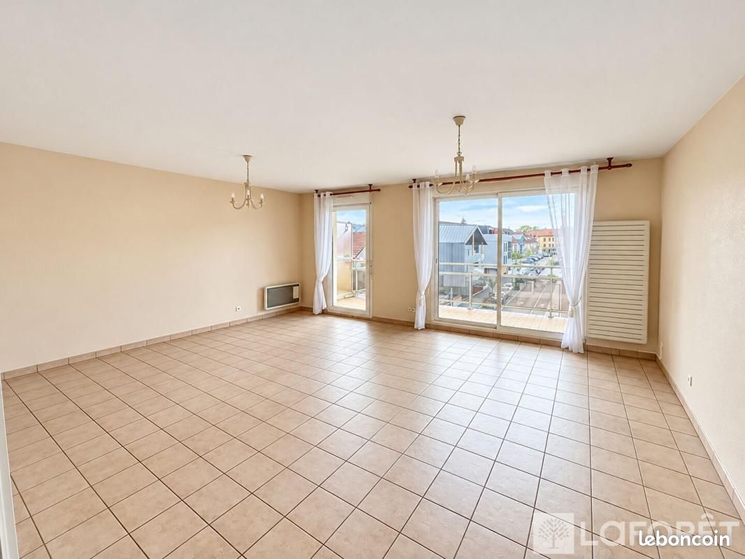 Appartement 3 pièces 78 m² · à Pontarlier · 78 m² · 246 420 €