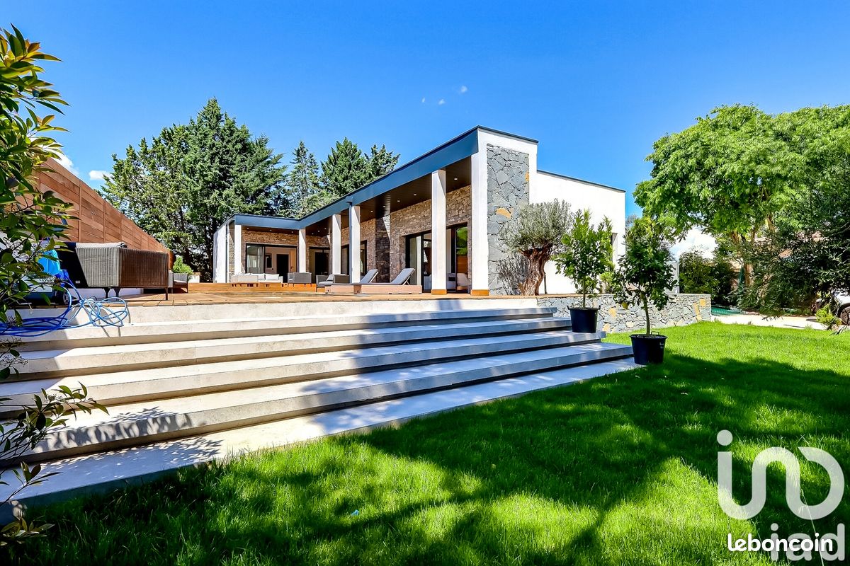 Maison 5 pièces 190 m² · à Garrigues-Sainte-Eulalie · 190 m² · 690 000 €
